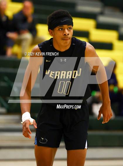 Thumbnail 3 in Shadow Ridge vs. Verrado (Horizon Holiday Tournament) photogallery.