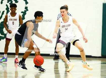 Thumbnail 2 in Shadow Ridge vs. Verrado (Horizon Holiday Tournament) photogallery.
