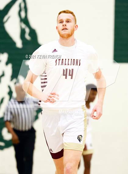 Thumbnail 3 in Shadow Ridge vs. Verrado (Horizon Holiday Tournament) photogallery.