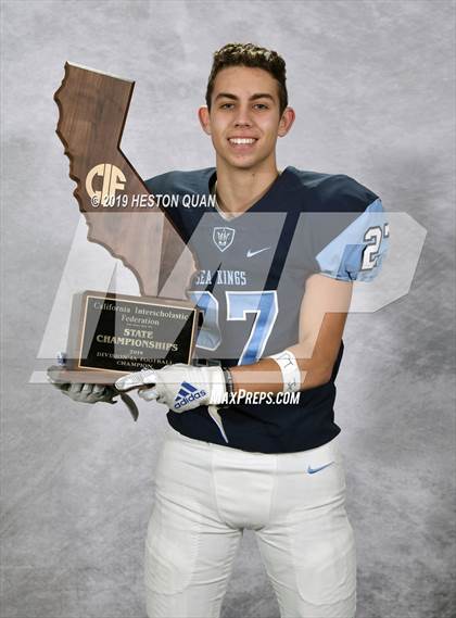 Thumbnail 3 in Corona del Mar (CIF State D1-A Awards) photogallery.