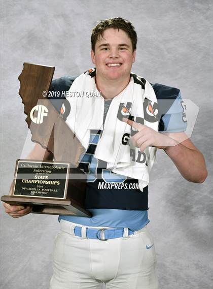 Thumbnail 1 in Corona del Mar (CIF State D1-A Awards) photogallery.