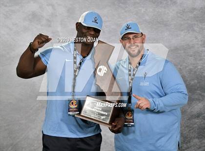 Thumbnail 3 in Corona del Mar (CIF State D1-A Awards) photogallery.