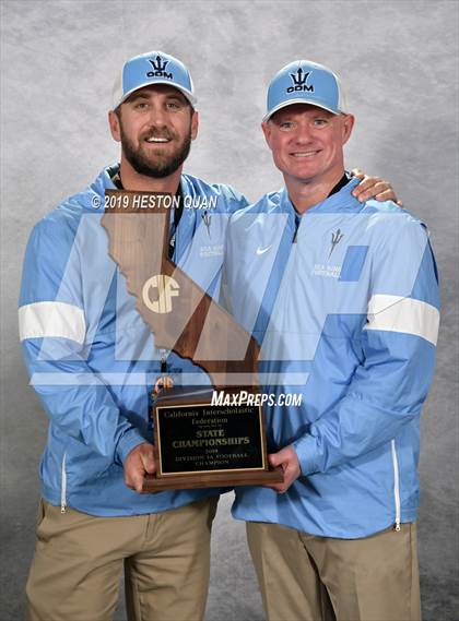 Thumbnail 2 in Corona del Mar (CIF State D1-A Awards) photogallery.