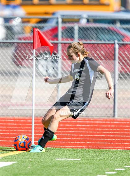 Thumbnail 2 in Round Valley vs. Chino Valley (AIA 2A Final) photogallery.