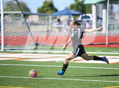Thumbnail 1 in Round Valley vs. Chino Valley (AIA 2A Final) photogallery.