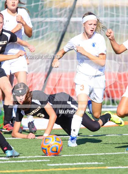 Thumbnail 2 in Round Valley vs. Chino Valley (AIA 2A Final) photogallery.