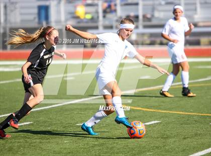 Thumbnail 2 in Round Valley vs. Chino Valley (AIA 2A Final) photogallery.