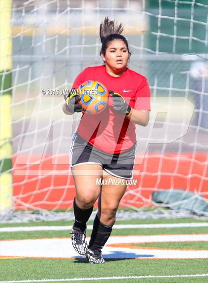 Thumbnail 1 in Round Valley vs. Chino Valley (AIA 2A Final) photogallery.