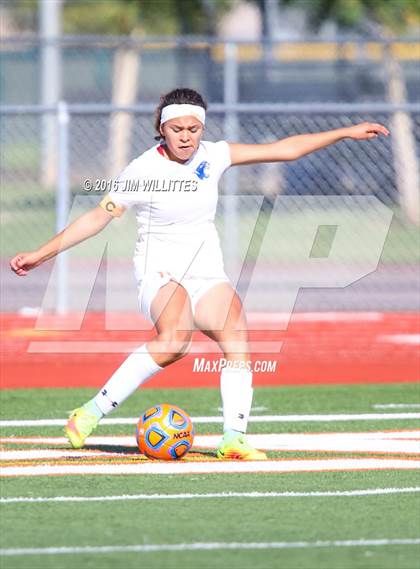 Thumbnail 1 in Round Valley vs. Chino Valley (AIA 2A Final) photogallery.