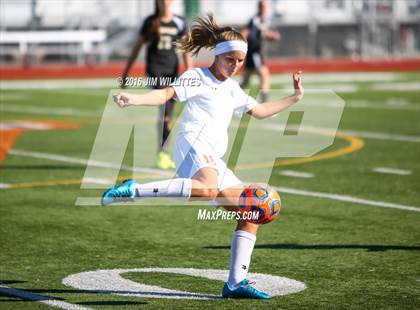 Thumbnail 1 in Round Valley vs. Chino Valley (AIA 2A Final) photogallery.