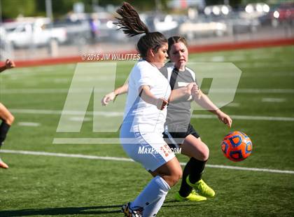 Thumbnail 2 in Round Valley vs. Chino Valley (AIA 2A Final) photogallery.