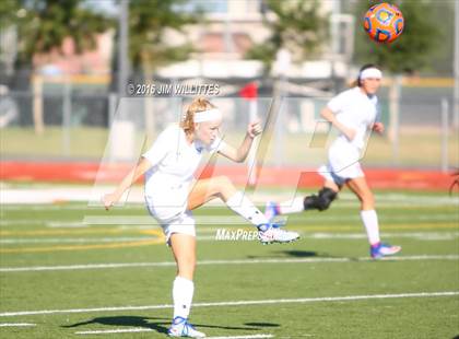 Thumbnail 1 in Round Valley vs. Chino Valley (AIA 2A Final) photogallery.
