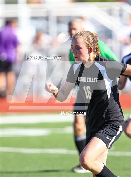 Thumbnail 3 in Round Valley vs. Chino Valley (AIA 2A Final) photogallery.