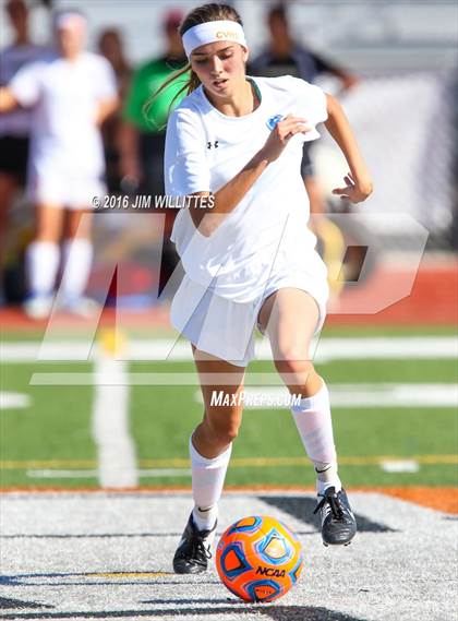 Thumbnail 2 in Round Valley vs. Chino Valley (AIA 2A Final) photogallery.