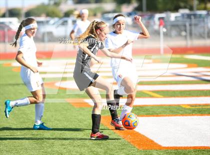 Thumbnail 2 in Round Valley vs. Chino Valley (AIA 2A Final) photogallery.