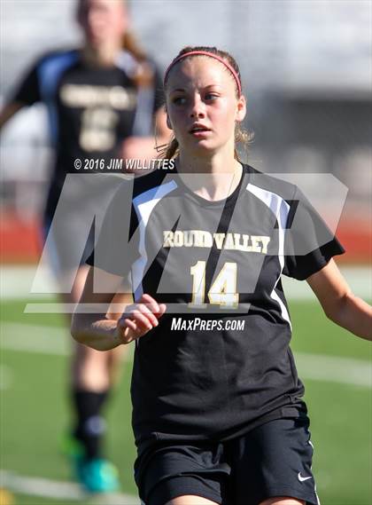 Thumbnail 1 in Round Valley vs. Chino Valley (AIA 2A Final) photogallery.
