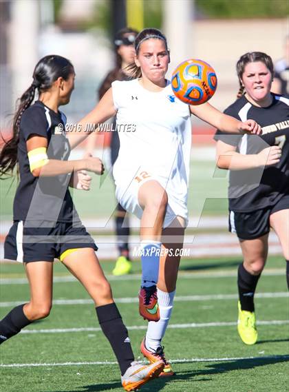 Thumbnail 2 in Round Valley vs. Chino Valley (AIA 2A Final) photogallery.