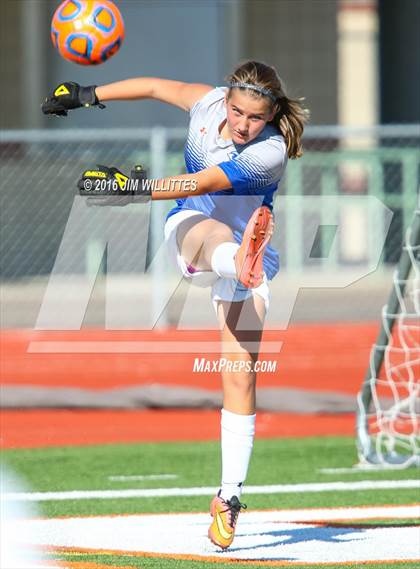 Thumbnail 1 in Round Valley vs. Chino Valley (AIA 2A Final) photogallery.