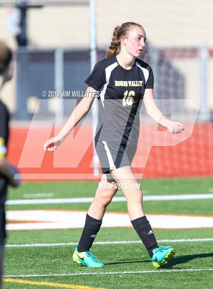 Thumbnail 1 in Round Valley vs. Chino Valley (AIA 2A Final) photogallery.