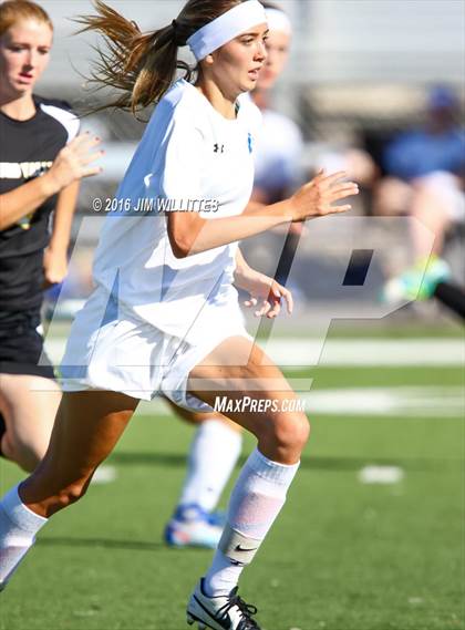 Thumbnail 2 in Round Valley vs. Chino Valley (AIA 2A Final) photogallery.