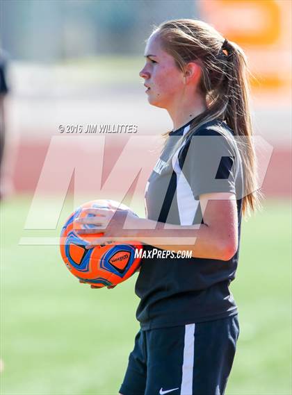 Thumbnail 2 in Round Valley vs. Chino Valley (AIA 2A Final) photogallery.