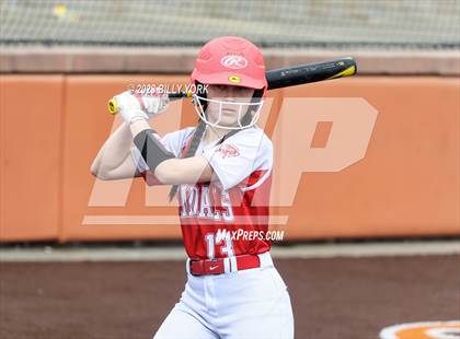 Thumbnail 1 in Mineola vs Van photogallery.