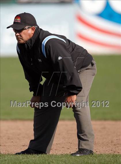 Thumbnail 3 in Menlo vs. Pacific Grove (CIF CCS D3 Final) photogallery.