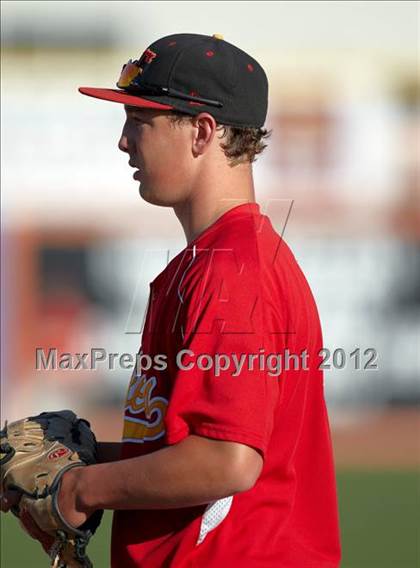 Thumbnail 2 in Menlo vs. Pacific Grove (CIF CCS D3 Final) photogallery.