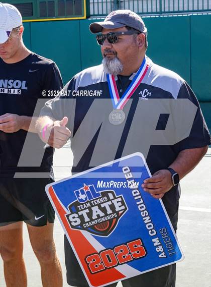 Thumbnail 1 in Flour Bluff vs A&M Consolidated (UIL 5A Tennis Semifinal) photogallery.
