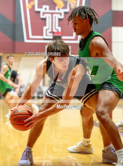Thumbnail 1 in Tatum @ Martins Mill (Tenaha ISD Holiday Hoops) photogallery.