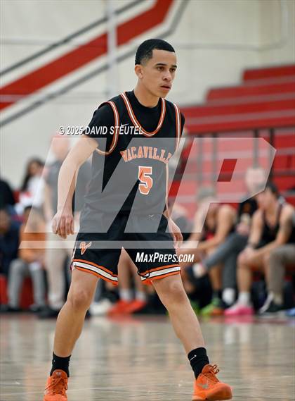 Thumbnail 2 in Vacaville @ Bella Vista (Foundation Game) photogallery.