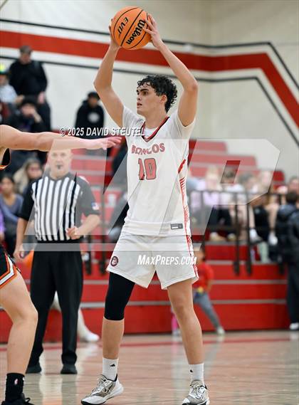 Thumbnail 1 in Vacaville @ Bella Vista (Foundation Game) photogallery.