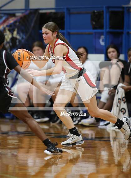 Thumbnail 2 in Harmony Grove vs. Prescott (AAA 3A-7 District Tournament) photogallery.