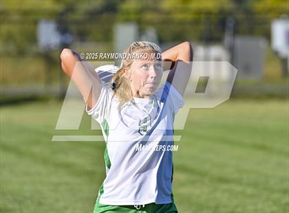 Thumbnail 3 in New Castle vs. Mississinewa (IHSAA 2A Section 24 Semifinal) photogallery.