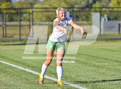 Thumbnail 3 in New Castle vs. Mississinewa (IHSAA 2A Section 24 Semifinal) photogallery.