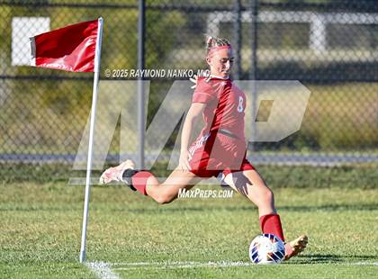 Thumbnail 2 in New Castle vs. Mississinewa (IHSAA 2A Section 24 Semifinal) photogallery.