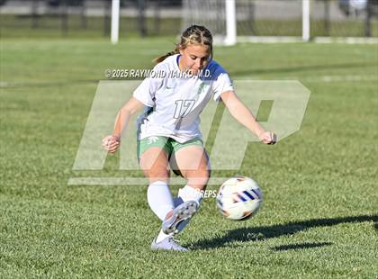 Thumbnail 1 in New Castle vs. Mississinewa (IHSAA 2A Section 24 Semifinal) photogallery.