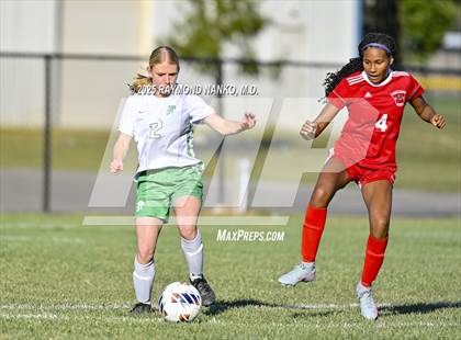 Thumbnail 2 in New Castle vs. Mississinewa (IHSAA 2A Section 24 Semifinal) photogallery.