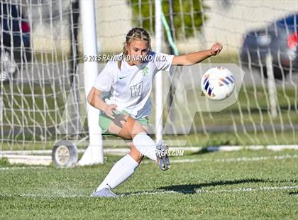 Thumbnail 1 in New Castle vs. Mississinewa (IHSAA 2A Section 24 Semifinal) photogallery.