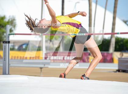 Thumbnail 3 in AIA Track Meet of Champions (Girls) photogallery.