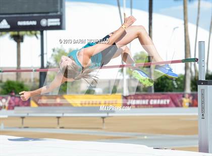 Thumbnail 2 in AIA Track Meet of Champions (Girls) photogallery.