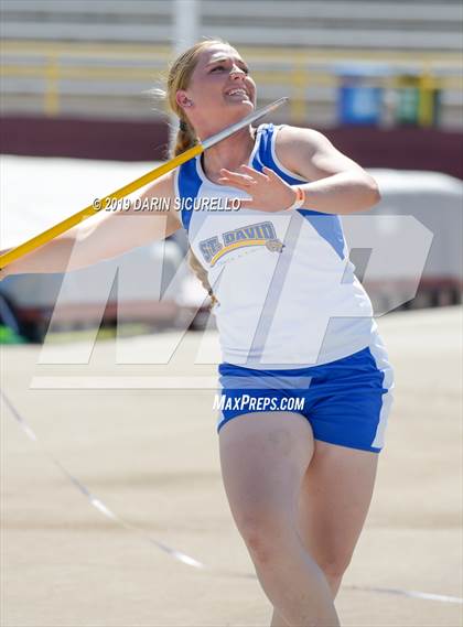 Thumbnail 1 in AIA Track Meet of Champions (Girls) photogallery.