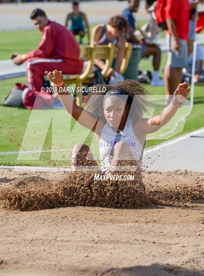 Thumbnail 1 in AIA Track Meet of Champions (Girls) photogallery.