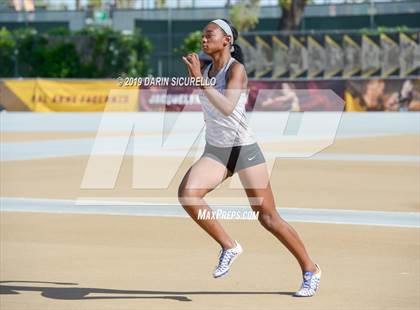 Thumbnail 3 in AIA Track Meet of Champions (Girls) photogallery.