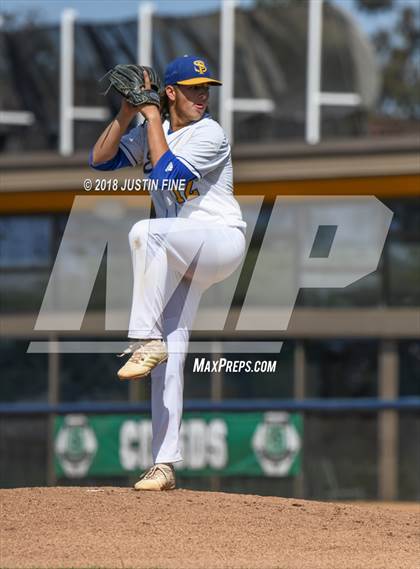 Thumbnail 3 in Castle Park vs. San Pasqual (CIF SDS D4 Final) photogallery.