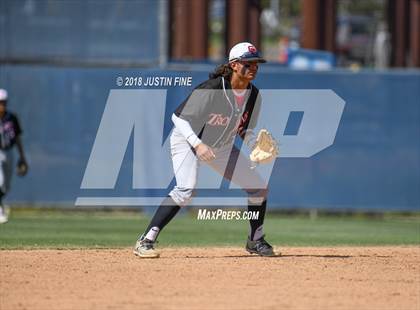 Thumbnail 3 in Castle Park vs. San Pasqual (CIF SDS D4 Final) photogallery.