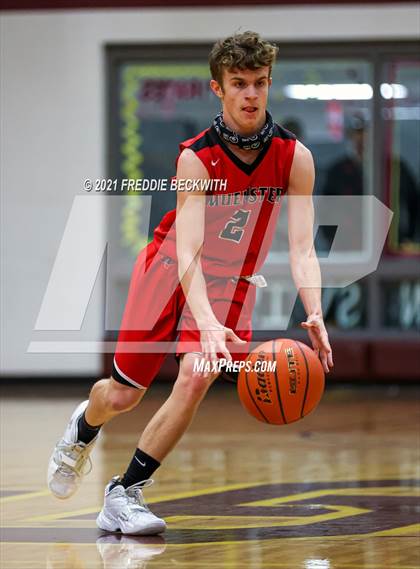 Thumbnail 3 in JV: Muenster @ Collinsville photogallery.