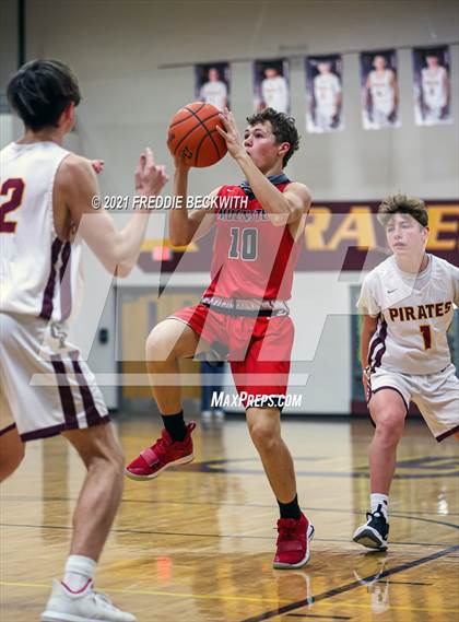 Thumbnail 3 in JV: Muenster @ Collinsville photogallery.