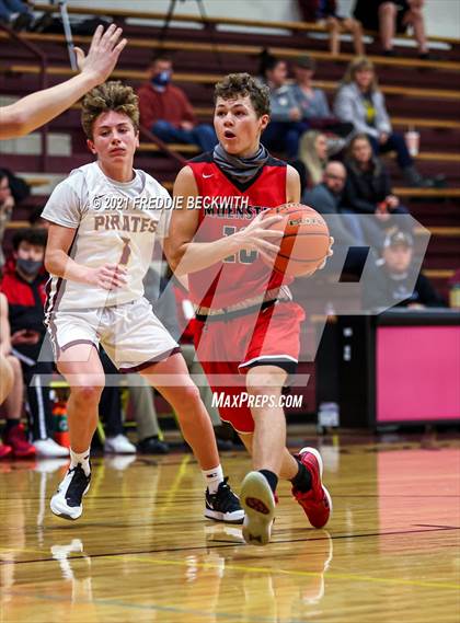 Thumbnail 3 in JV: Muenster @ Collinsville photogallery.