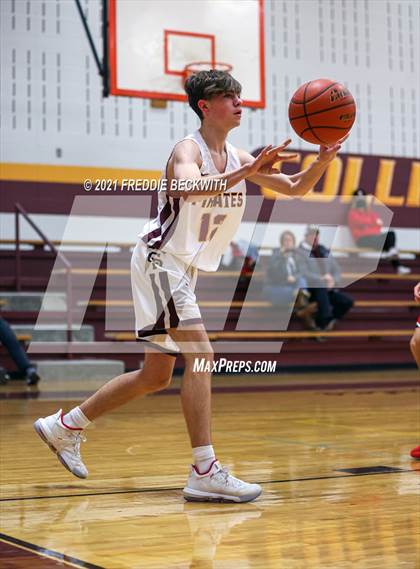 Thumbnail 2 in JV: Muenster @ Collinsville photogallery.
